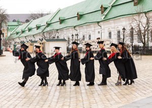 Мантії магістрів