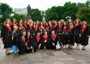 Мантії магістрів